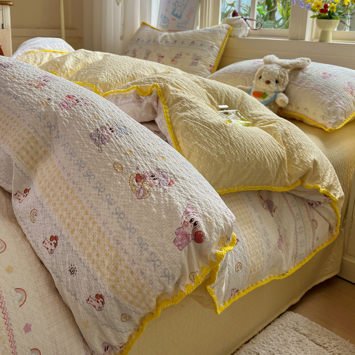 91家纺网 家纺一手货源 找家纺 水墨江南 2026新款贝壳边泡芙纱时尚印花四件套 黄色星仔