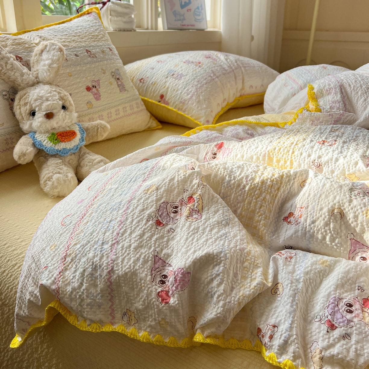 91家纺网 家纺一手货源 找家纺 水墨江南 2026新款贝壳边泡芙纱时尚印花四件套 黄色星仔