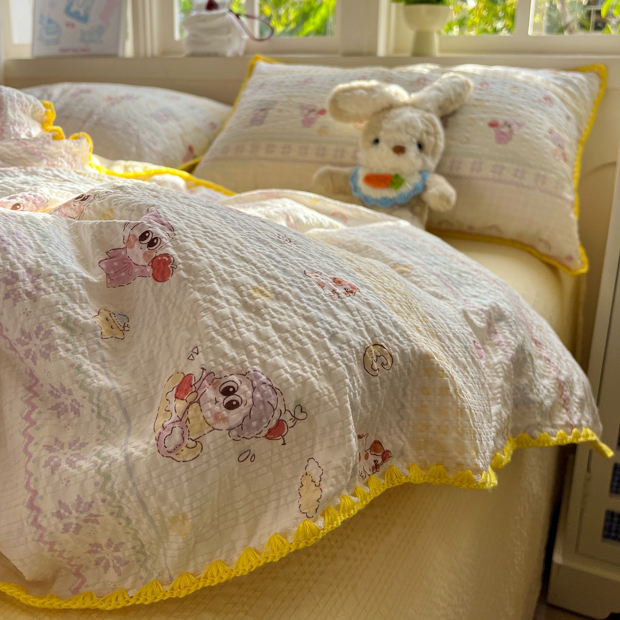 91家纺网 家纺一手货源 找家纺 水墨江南 2026新款贝壳边泡芙纱时尚印花四件套 黄色星仔