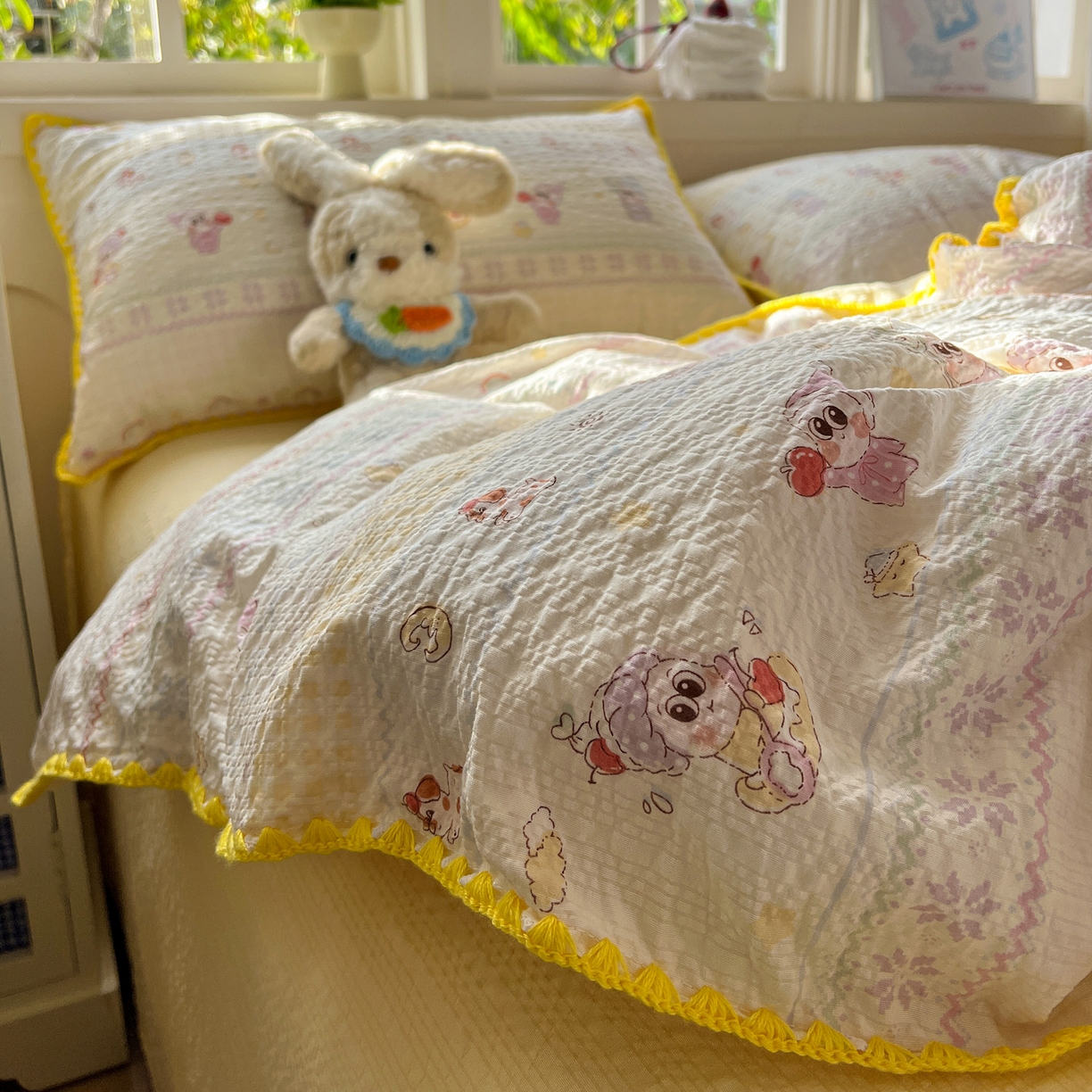 91家纺网 家纺一手货源 找家纺 水墨江南 2026新款贝壳边泡芙纱时尚印花四件套 黄色星仔