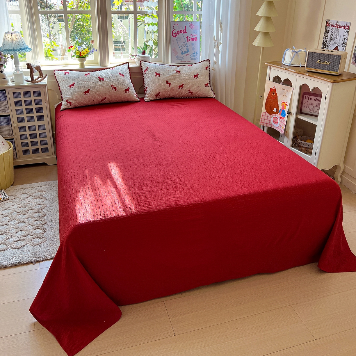 91家纺网 家纺一手货源 找家纺 水墨江南 2026新款贝壳边泡芙纱时尚印花四件套 吉祥小马