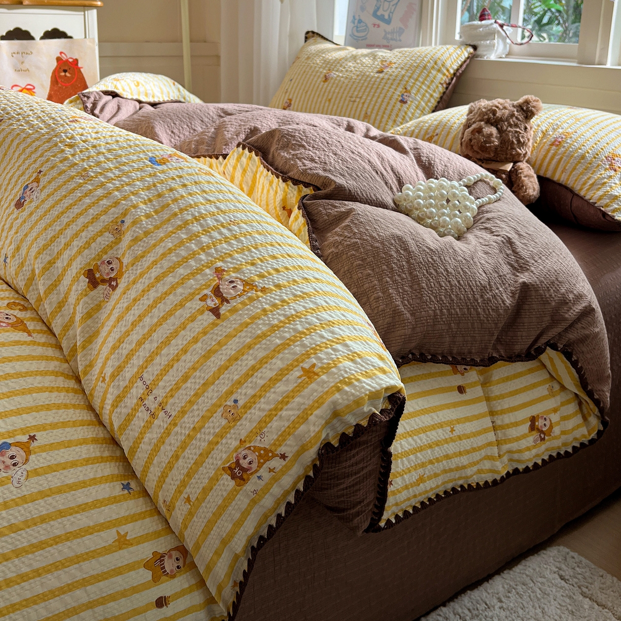 91家纺网 家纺一手货源 找家纺 水墨江南 2026新款贝壳边泡芙纱时尚印花四件套 条纹星仔