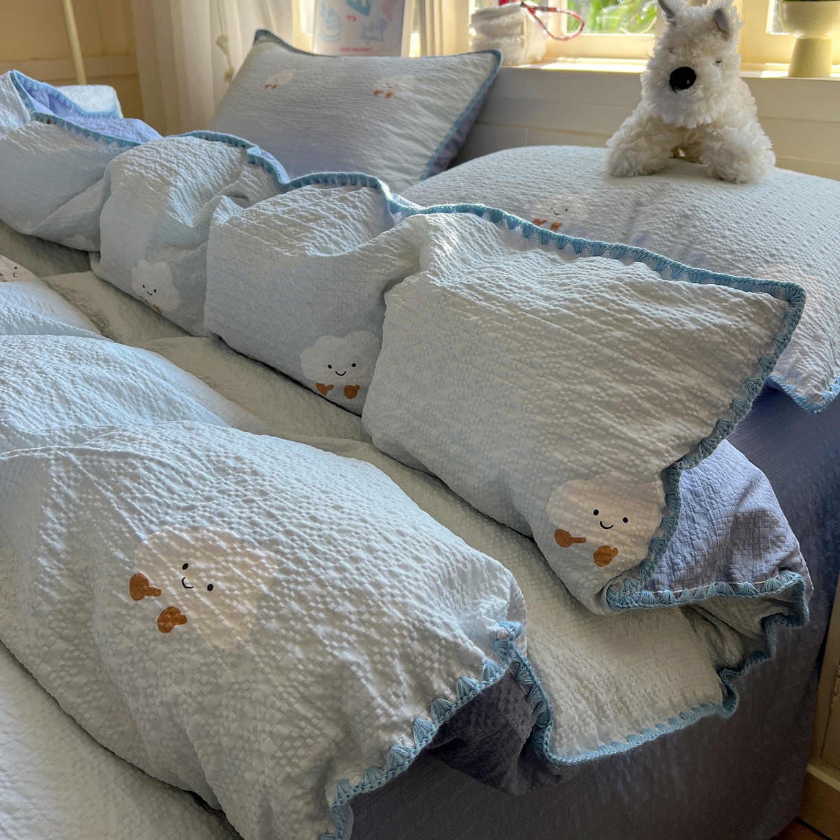 91家纺网 家纺一手货源 找家纺 水墨江南 2026新款贝壳边泡芙纱时尚印花四件套 小云朵