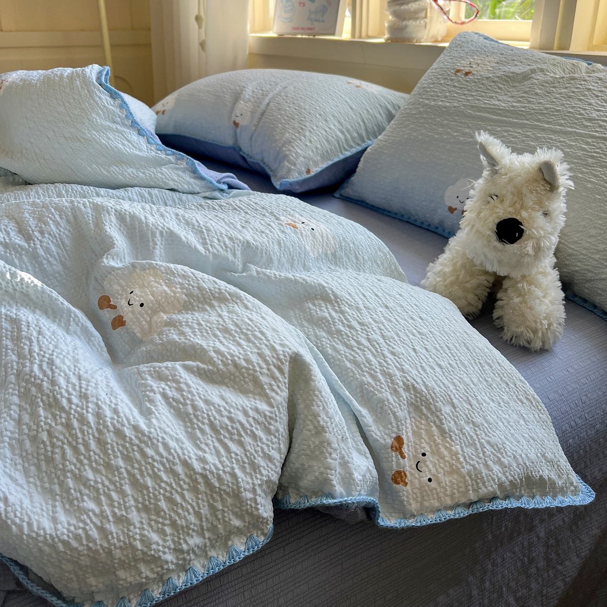 91家纺网 家纺一手货源 找家纺 水墨江南 2026新款贝壳边泡芙纱时尚印花四件套 小云朵