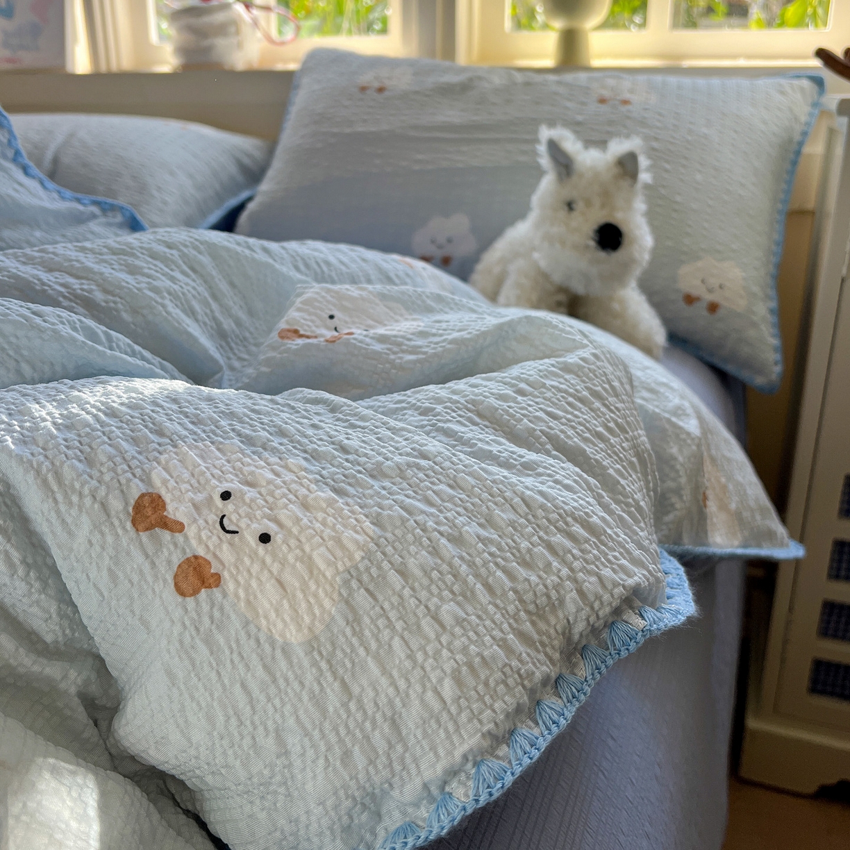 91家纺网 家纺一手货源 找家纺 水墨江南 2026新款贝壳边泡芙纱时尚印花四件套 小云朵