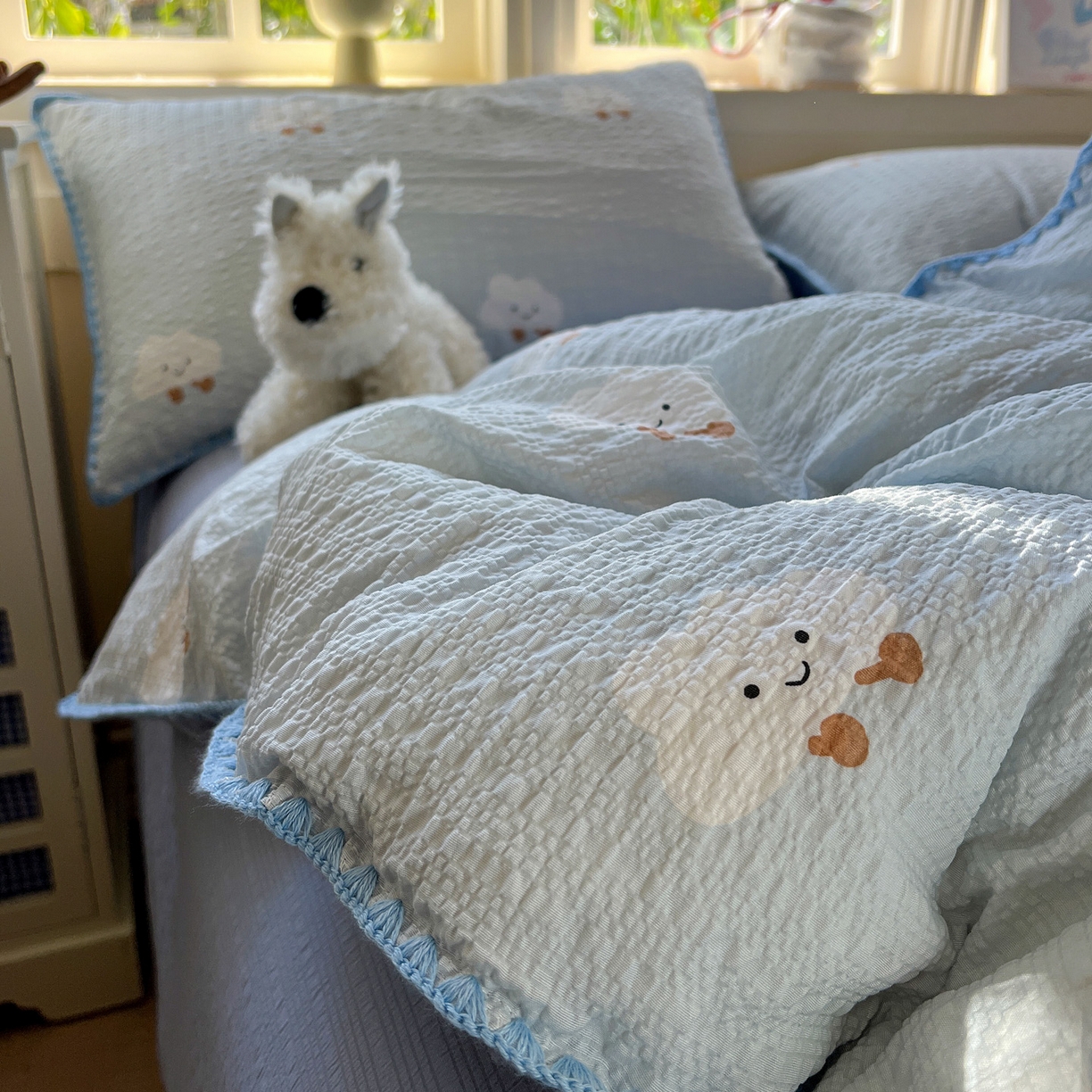 91家纺网 家纺一手货源 找家纺 水墨江南 2026新款贝壳边泡芙纱时尚印花四件套 小云朵