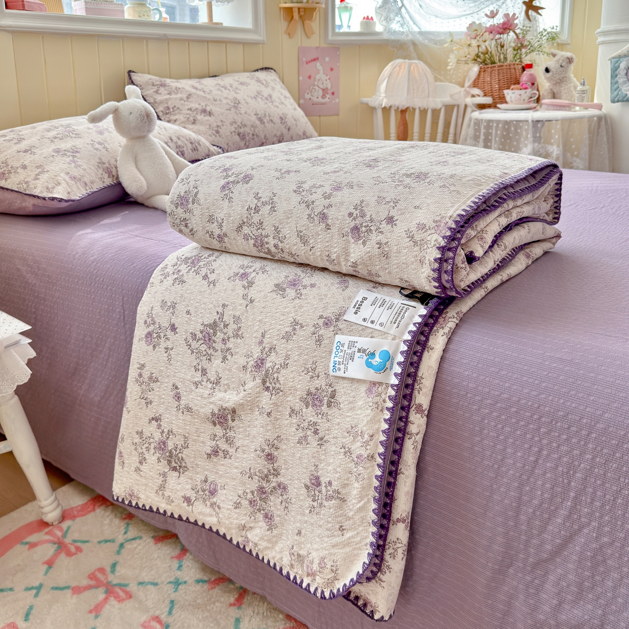 91家纺网 家纺一手货源 找家纺 初念 2026新款泡芙纱贝壳绣三角针夏被 提供买家秀 贝壳绣-柔紫碎花屿