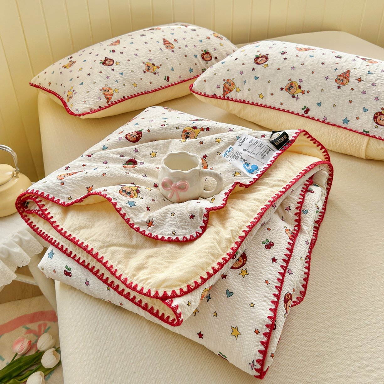 91家纺网 家纺一手货源 找家纺 初念 2026新款泡芙纱贝壳绣三角针夏被 提供买家秀 贝壳绣-旧街星星