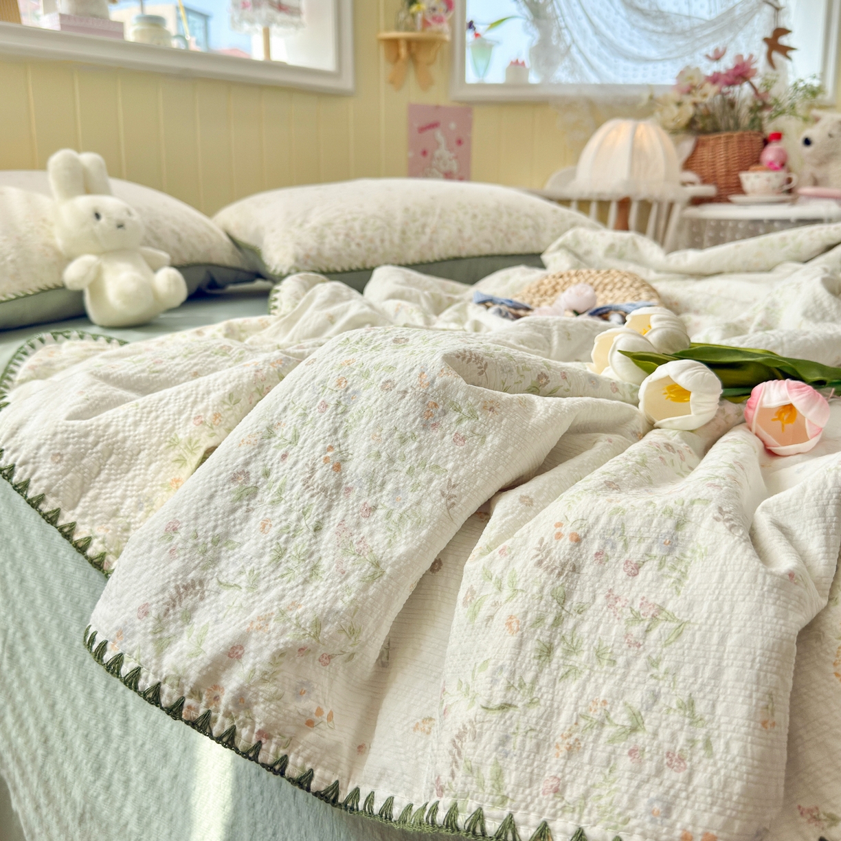 91家纺网 家纺一手货源 找家纺 初念 2026新款泡芙纱贝壳绣三角针夏被 提供买家秀 贝壳绣-浅夏花信