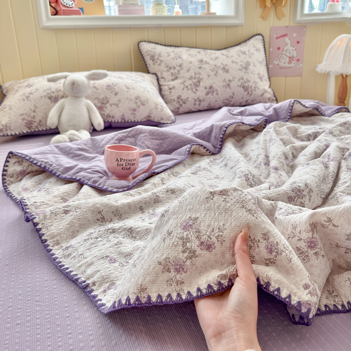 91家纺网 家纺一手货源 找家纺 初念 2026新款泡芙纱贝壳绣三角针夏被 提供买家秀 贝壳绣-柔紫碎花屿