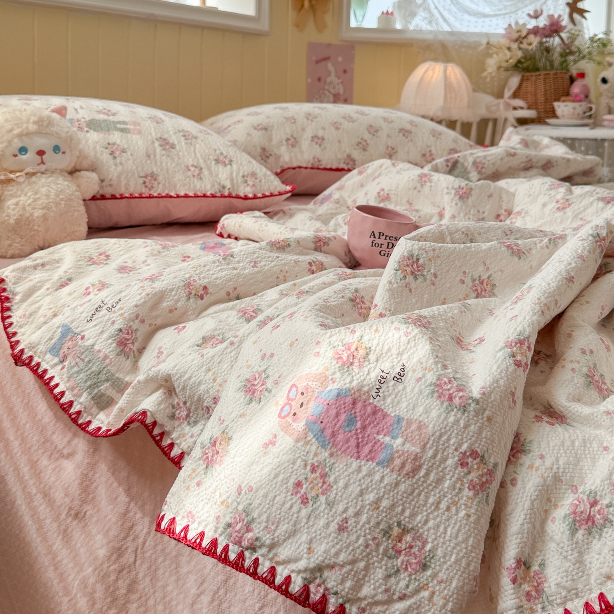 91家纺网 家纺一手货源 找家纺 初念 2026新款泡芙纱贝壳绣三角针夏被 提供买家秀 贝壳绣-甜卷兔兔