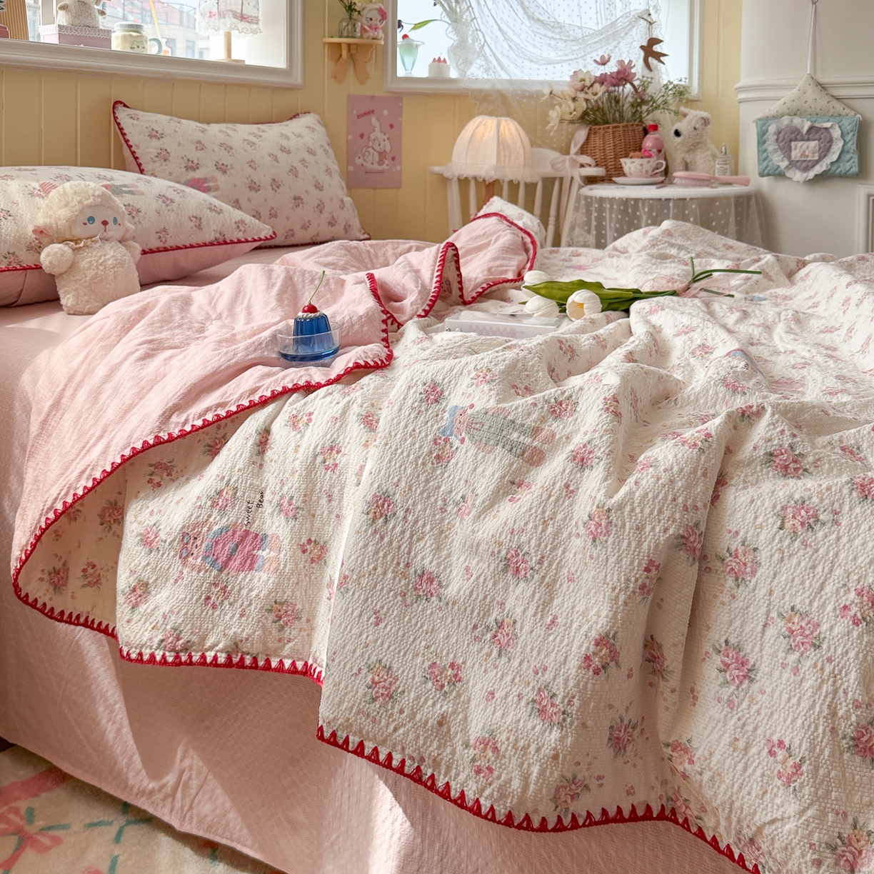 91家纺网 家纺一手货源 找家纺 初念 2026新款泡芙纱贝壳绣三角针夏被 提供买家秀 贝壳绣-甜卷兔兔