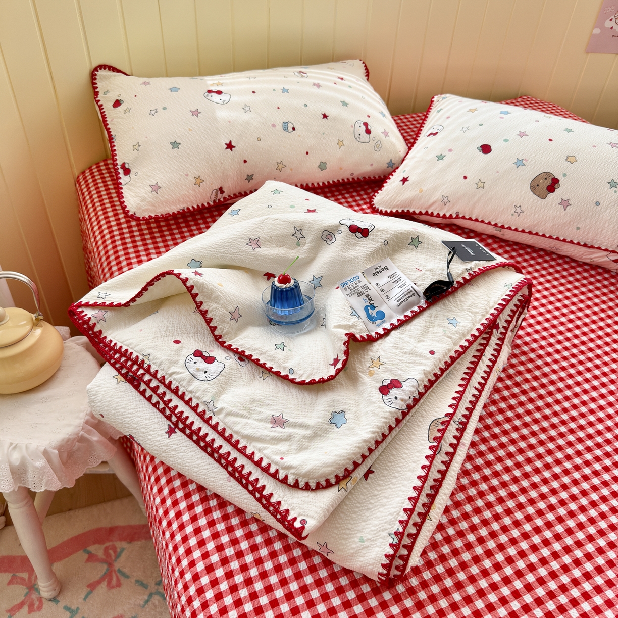 91家纺网 家纺一手货源 找家纺 初念 2026新款泡芙纱贝壳绣三角针夏被 提供买家秀 贝壳绣-星芒凯蒂