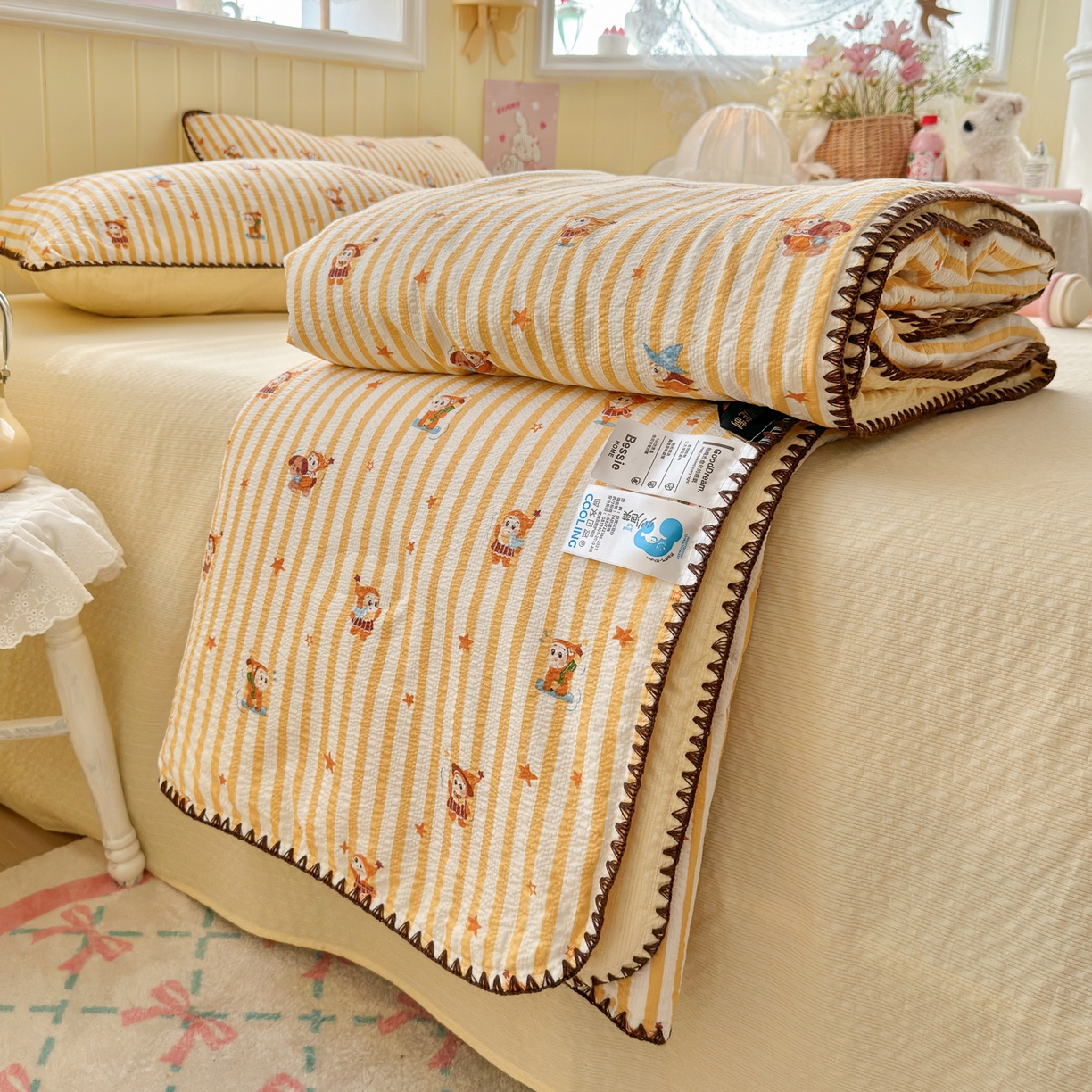 91家纺网 家纺一手货源 找家纺 初念 2026新款泡芙纱贝壳绣三角针夏被 提供买家秀 贝壳绣-魔法星星