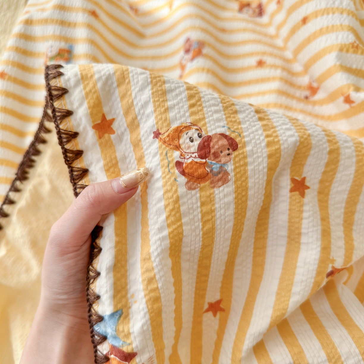 91家纺网 家纺一手货源 找家纺 初念 2026新款泡芙纱贝壳绣三角针夏被 提供买家秀 贝壳绣-魔法星星