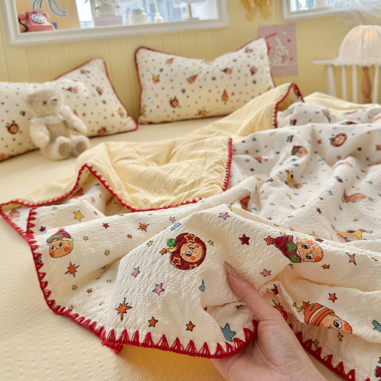 91家纺网 家纺一手货源 找家纺 初念 2026新款泡芙纱贝壳绣三角针夏被 提供买家秀 贝壳绣-旧街星星