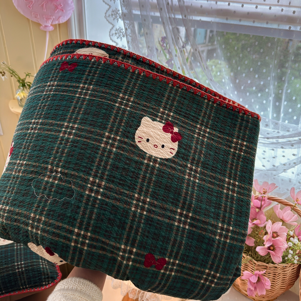 91家纺网 家纺一手货源 找家纺 初念 2026新款泡芙纱贝壳绣三角针夏被 提供买家秀 贝壳绣-绿格小猫