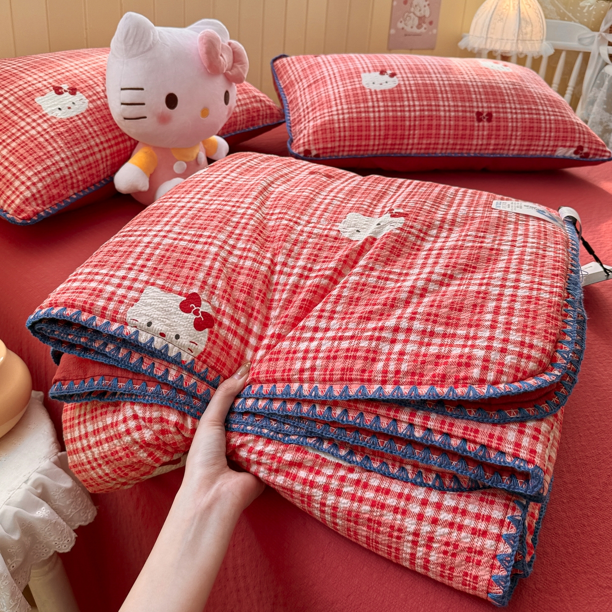 91家纺网 家纺一手货源 找家纺 （总）初念 2026新款泡芙纱贝壳绣三角针夏被 提供买家秀