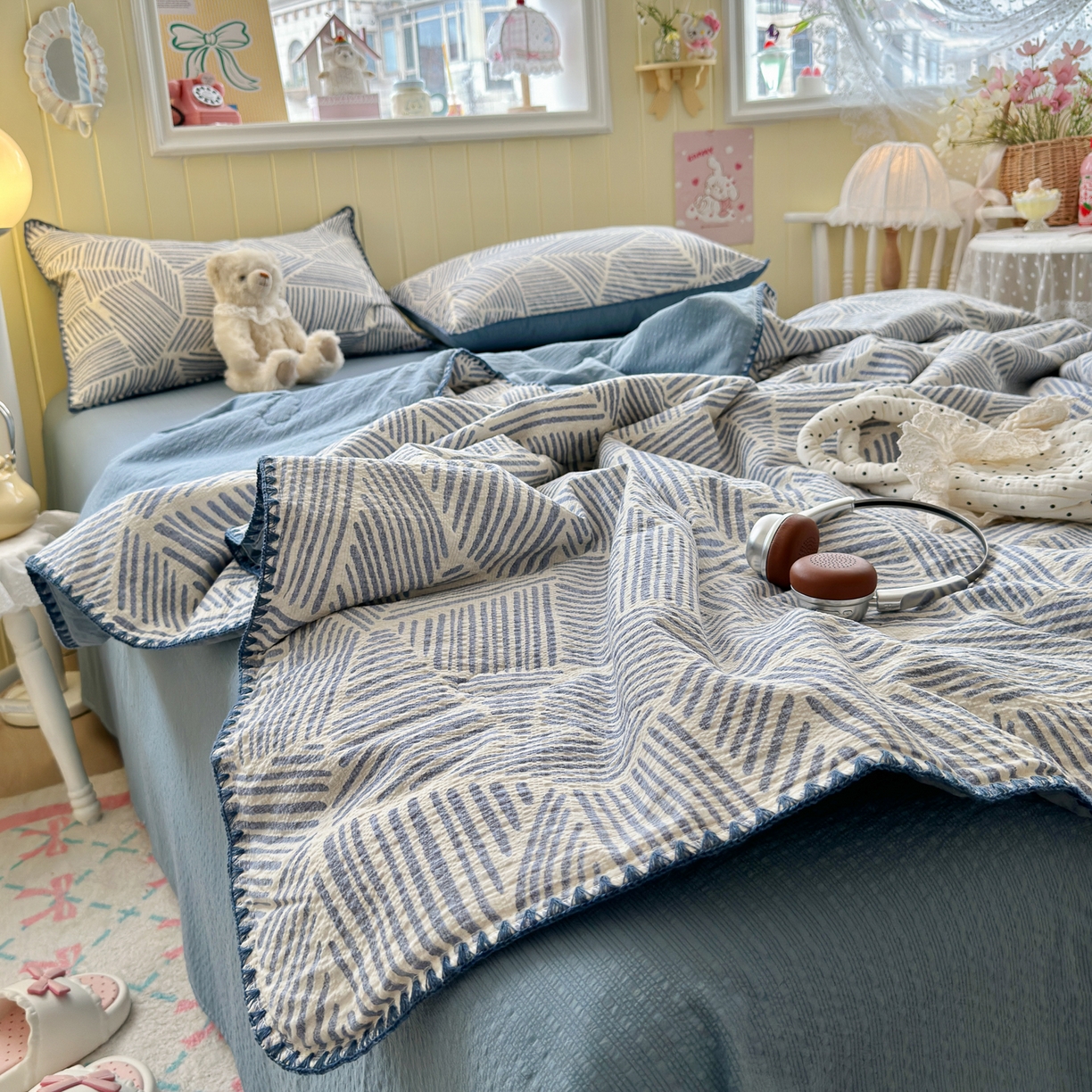 91家纺网 家纺一手货源 找家纺 初念 2026新款泡芙纱贝壳绣三角针夏被 提供买家秀 贝壳绣-浅川纹