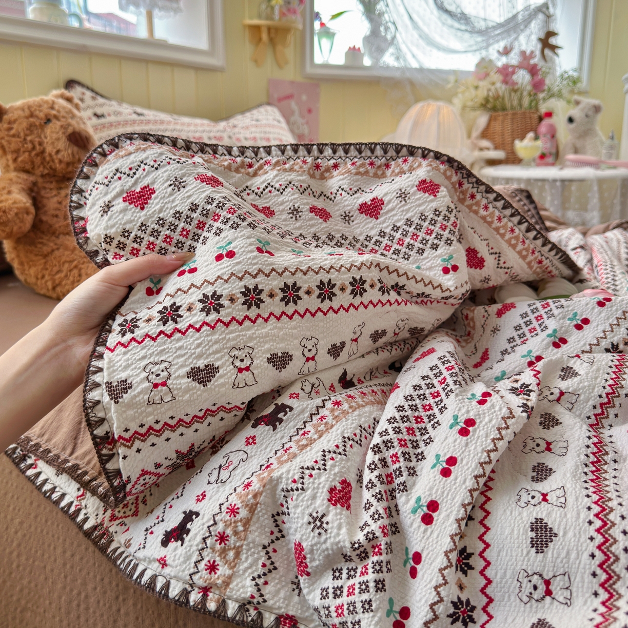 91家纺网 家纺一手货源 找家纺 初念 2026新款泡芙纱贝壳绣三角针夏被 提供买家秀 贝壳绣-萌物条条