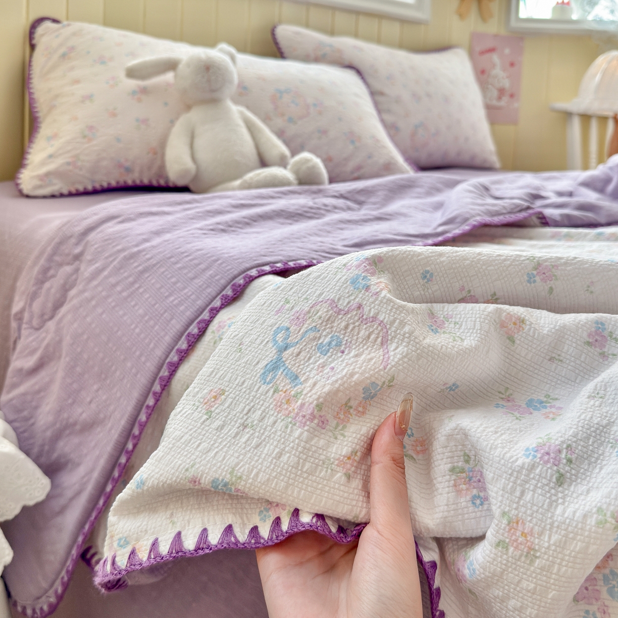 91家纺网 家纺一手货源 找家纺 初念 2026新款泡芙纱贝壳绣三角针夏被 提供买家秀 贝壳绣-碎花藏甜