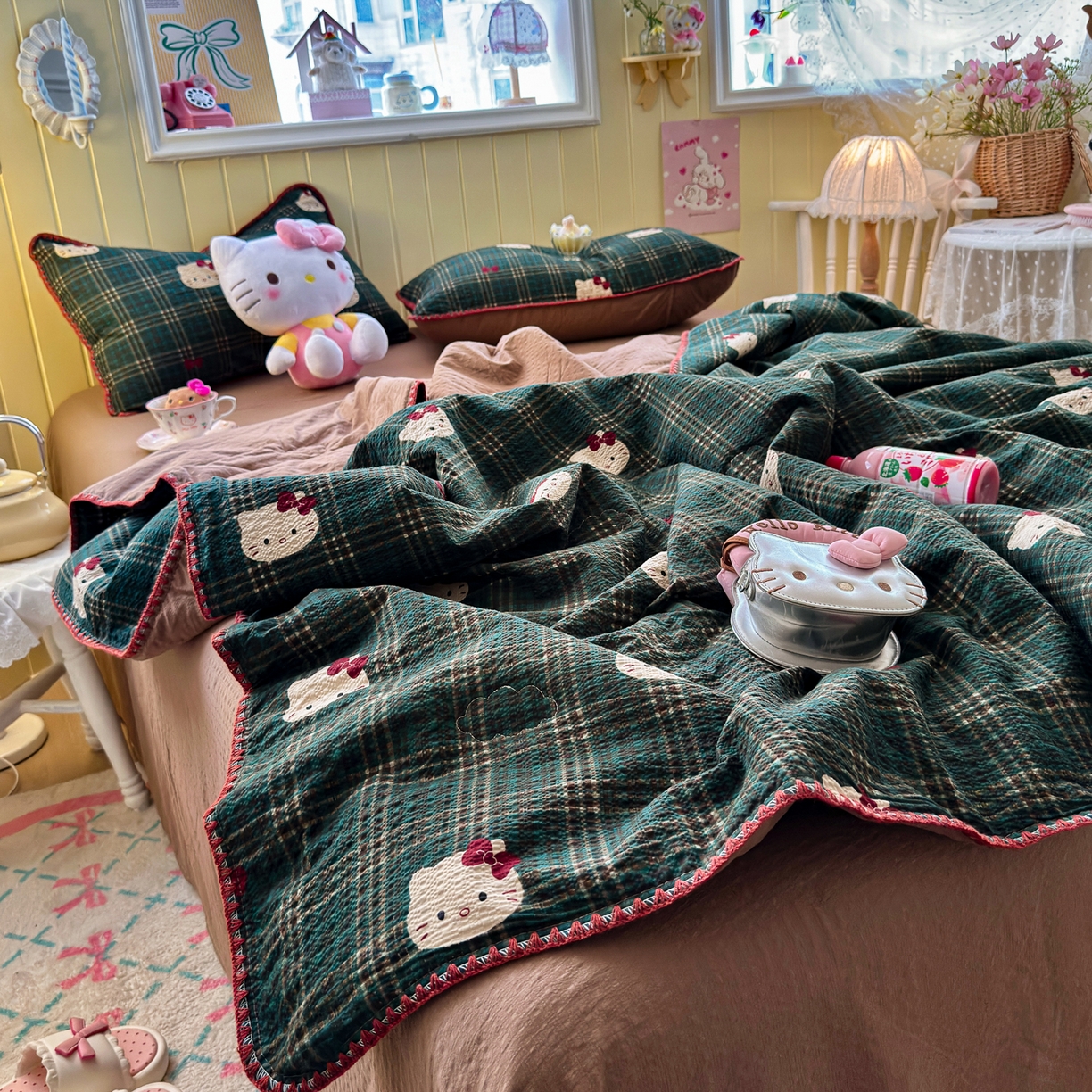 91家纺网 家纺一手货源 找家纺 初念 2026新款泡芙纱贝壳绣三角针夏被 提供买家秀 贝壳绣-绿格小猫