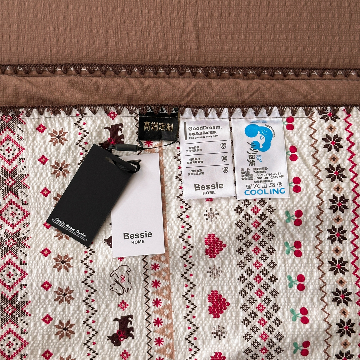 91家纺网 家纺一手货源 找家纺 初念 2026新款泡芙纱贝壳绣三角针夏被 提供买家秀 贝壳绣-萌物条条