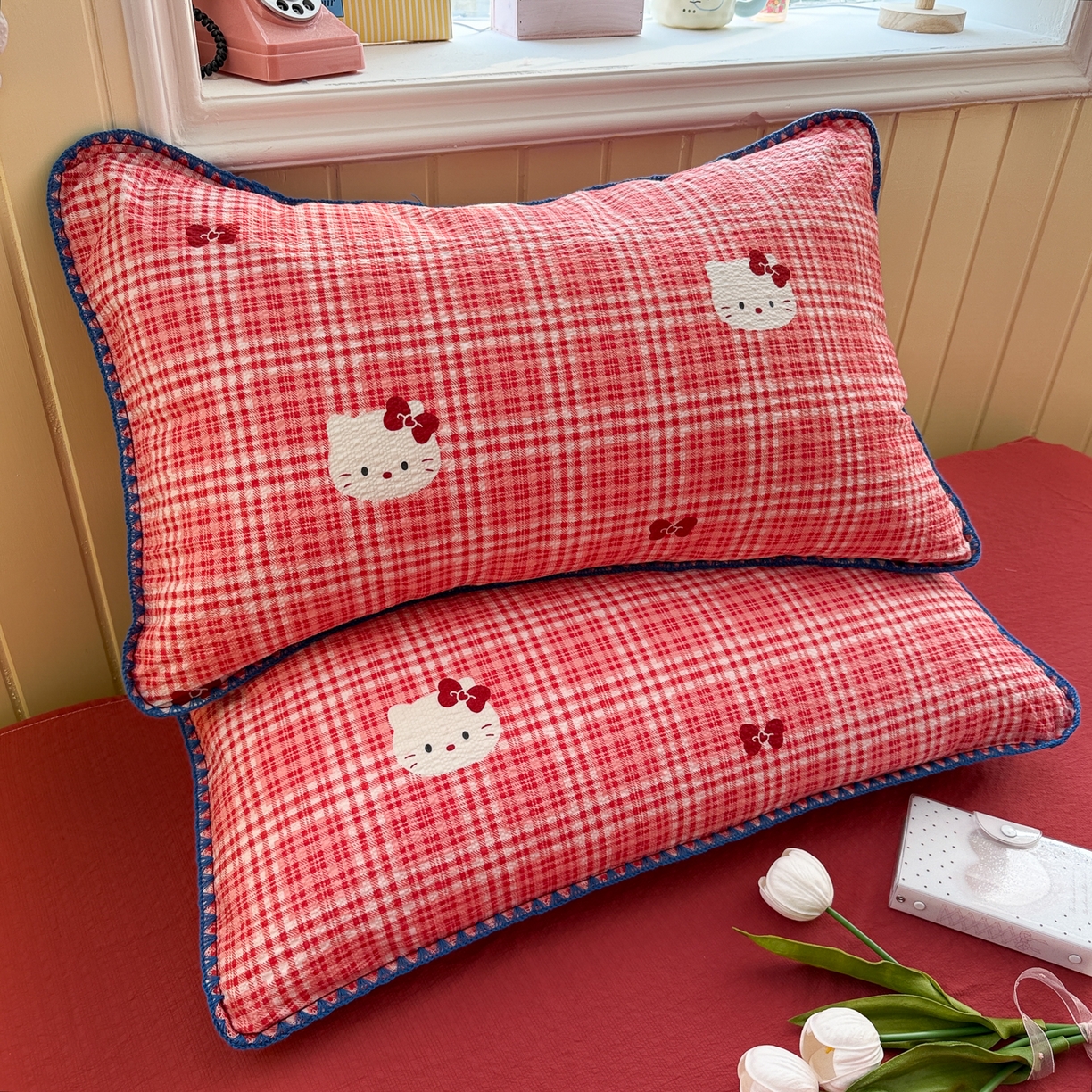 91家纺网 家纺一手货源 找家纺 初念 2026新款泡芙纱贝壳绣三角针夏被 提供买家秀 贝壳绣-红格小喵