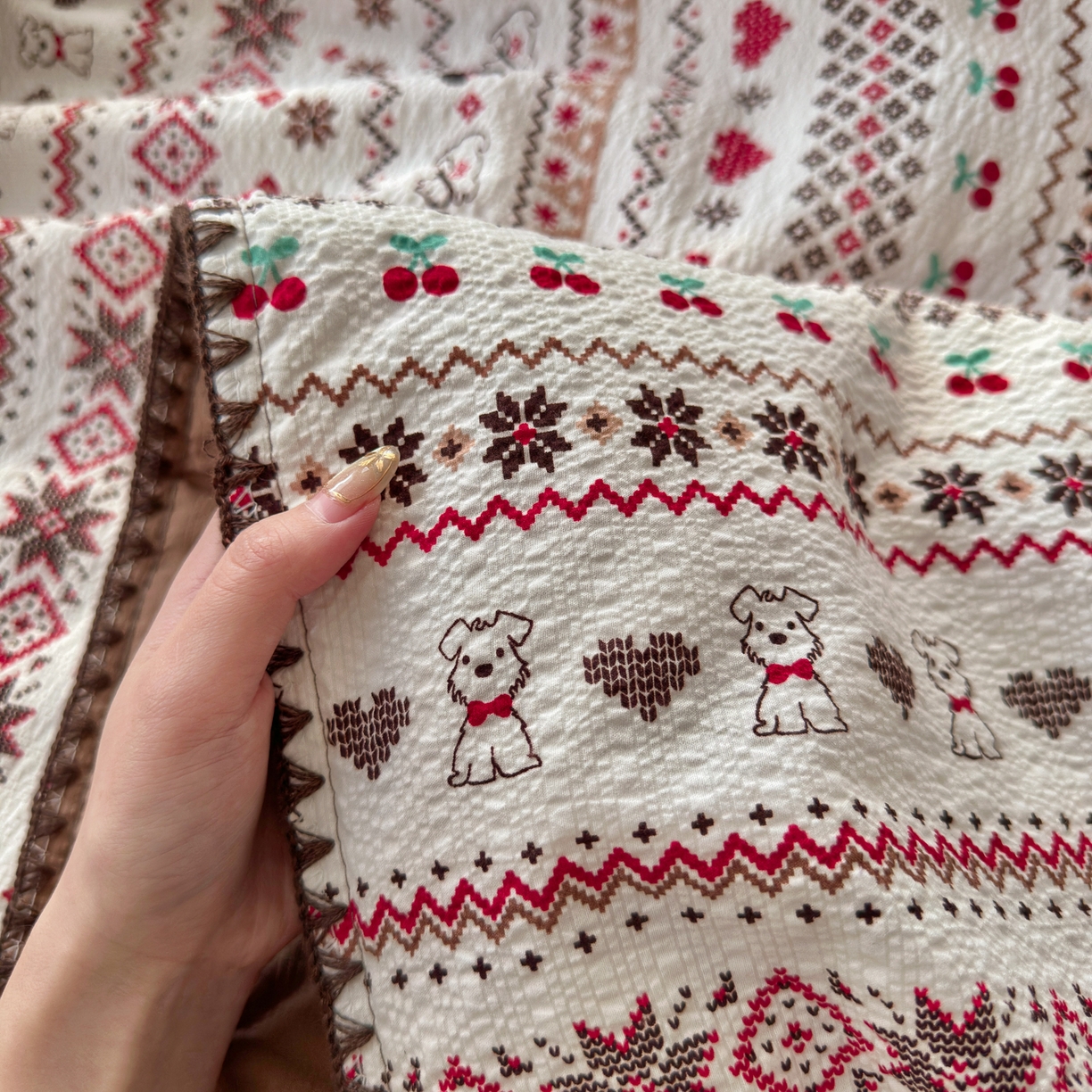 91家纺网 家纺一手货源 找家纺 初念 2026新款泡芙纱贝壳绣三角针夏被 提供买家秀 贝壳绣-萌物条条