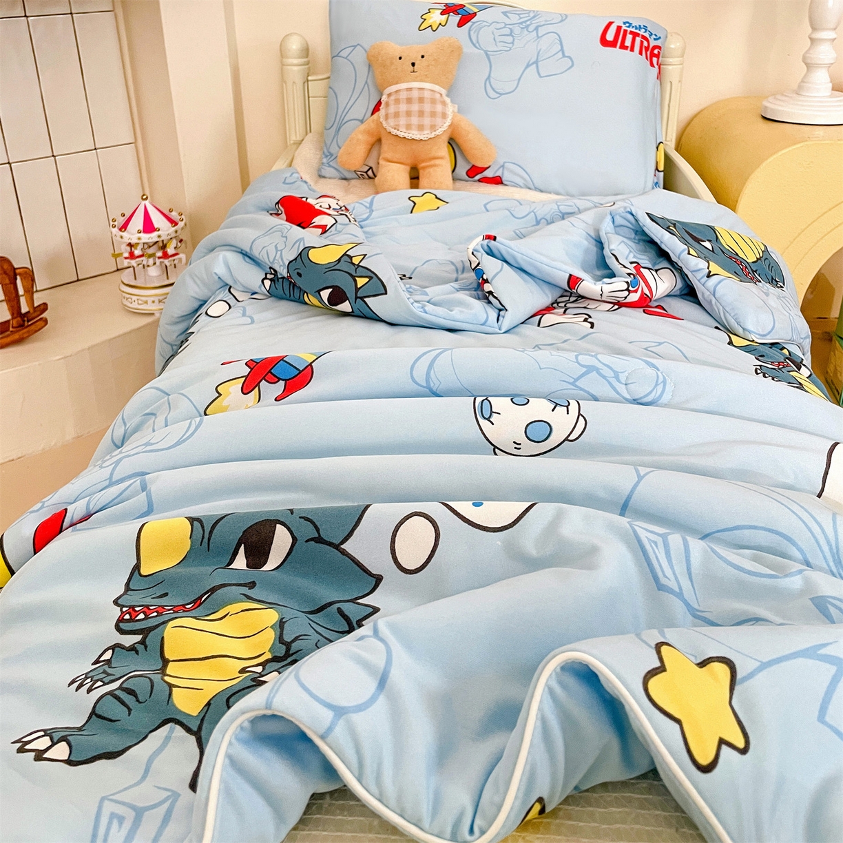 91家纺网 家纺一手货源 找家纺 （总）名兮家居 2026新款A类经典奥特曼三丽鸥儿童针织棉夏凉被空调被【含防伪标】