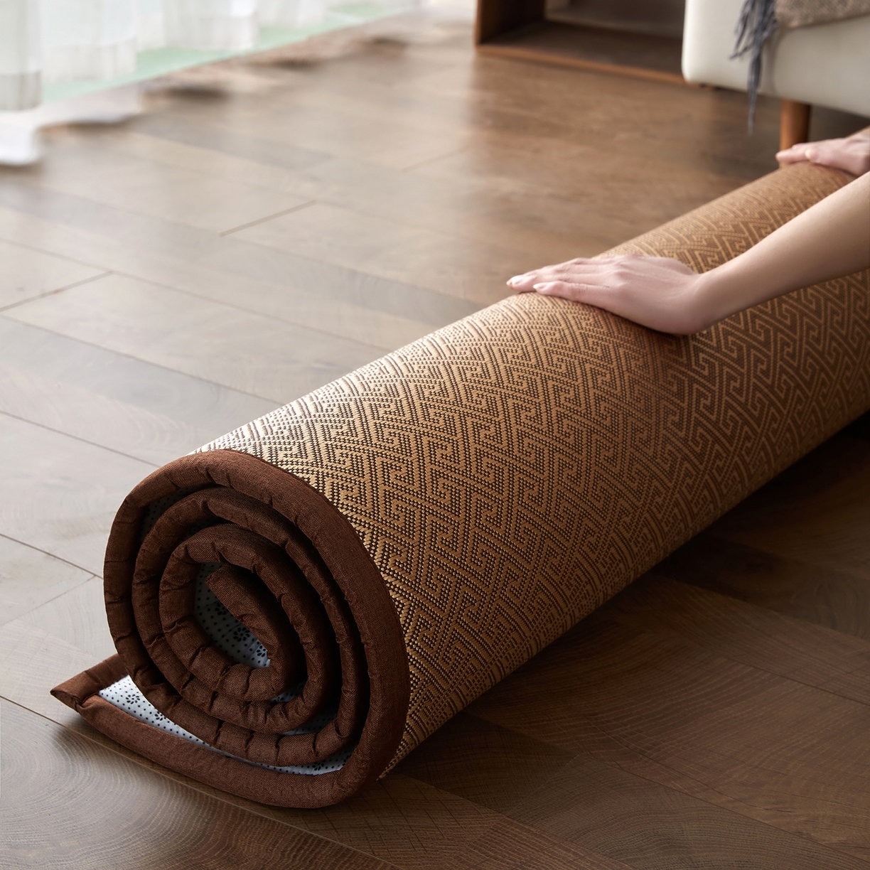 91家纺网 家纺一手货源 找家纺 航途席业 2026新款冰丝凉席地垫 回字冰藤