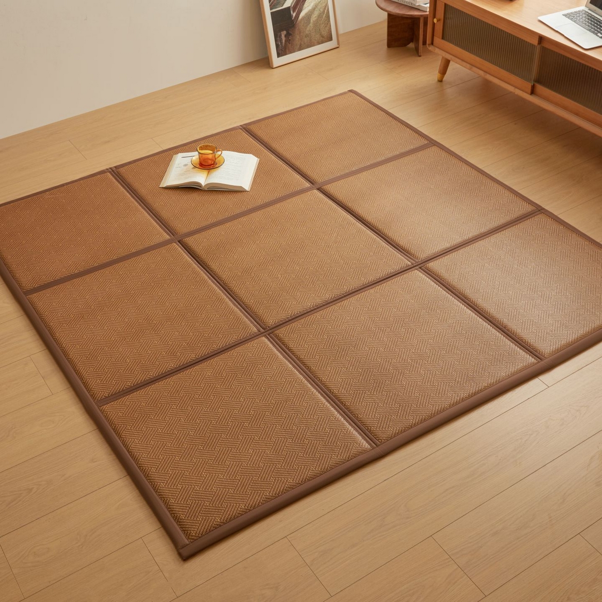 91家纺网 家纺一手货源 找家纺 航途席业 2026新款拼接格榻榻米地垫 饼干花