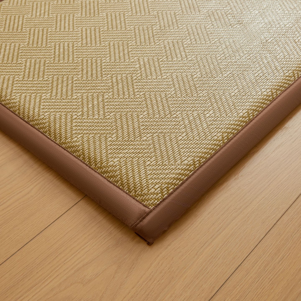 91家纺网 家纺一手货源 找家纺 航途席业 2026新款拼接格榻榻米地垫 绿饼干