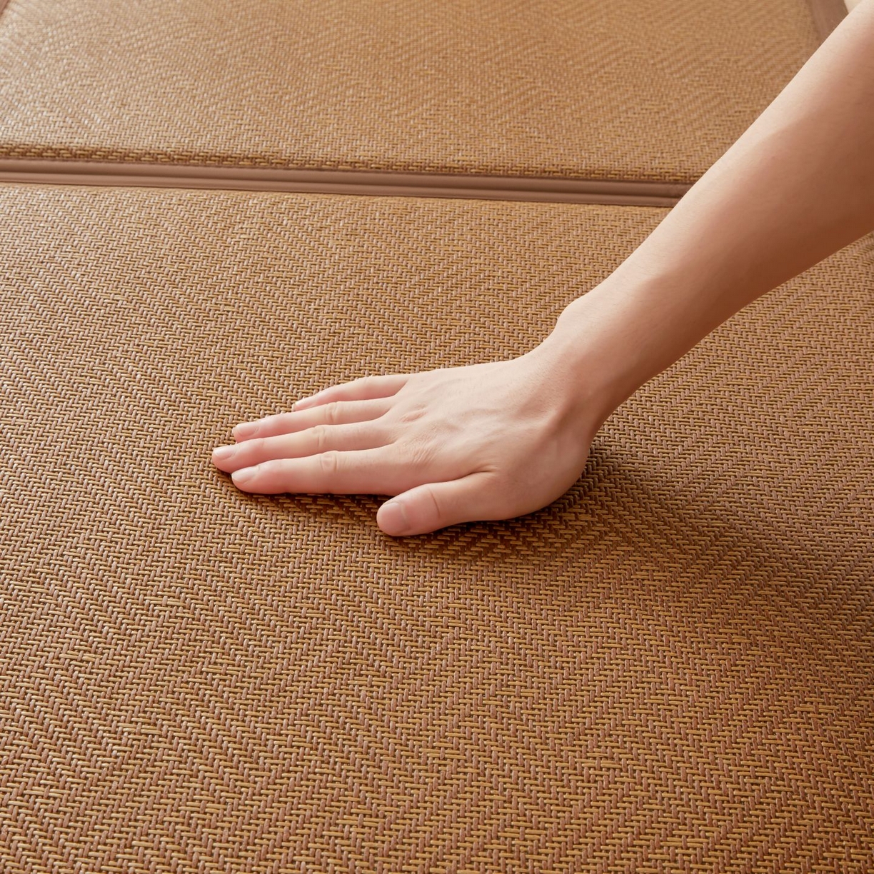 91家纺网 家纺一手货源 找家纺 航途席业 2026新款拼接格榻榻米地垫 饼干花