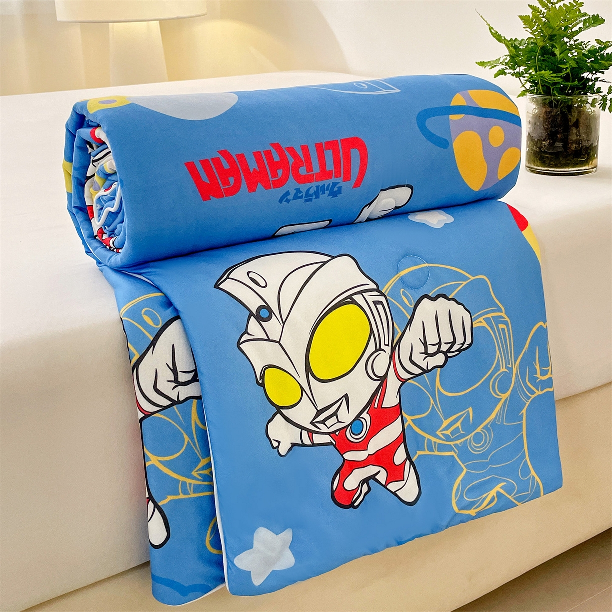 91家纺网 家纺一手货源 找家纺 （总）名兮家居 2026新款A类经典奥特曼三丽鸥儿童针织棉夏凉被空调被【含防伪标】