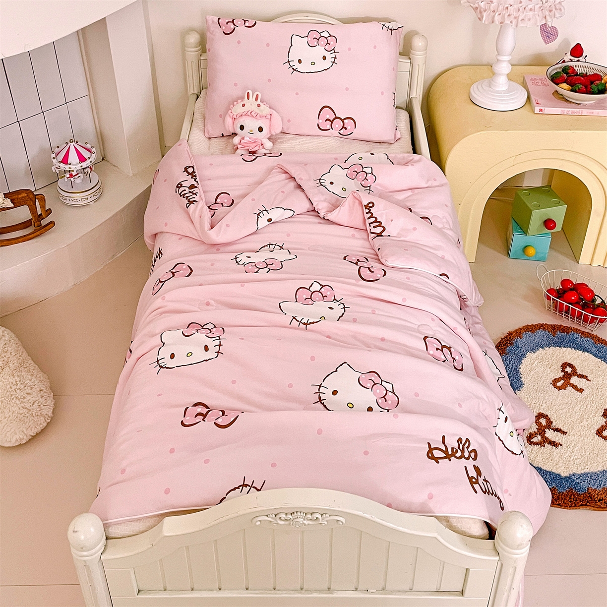 91家纺网 家纺一手货源 找家纺 名兮家居 2026新款A类经典奥特曼三丽鸥儿童针织棉夏凉被空调被【含防伪标】 针织夏被-呆萌kt