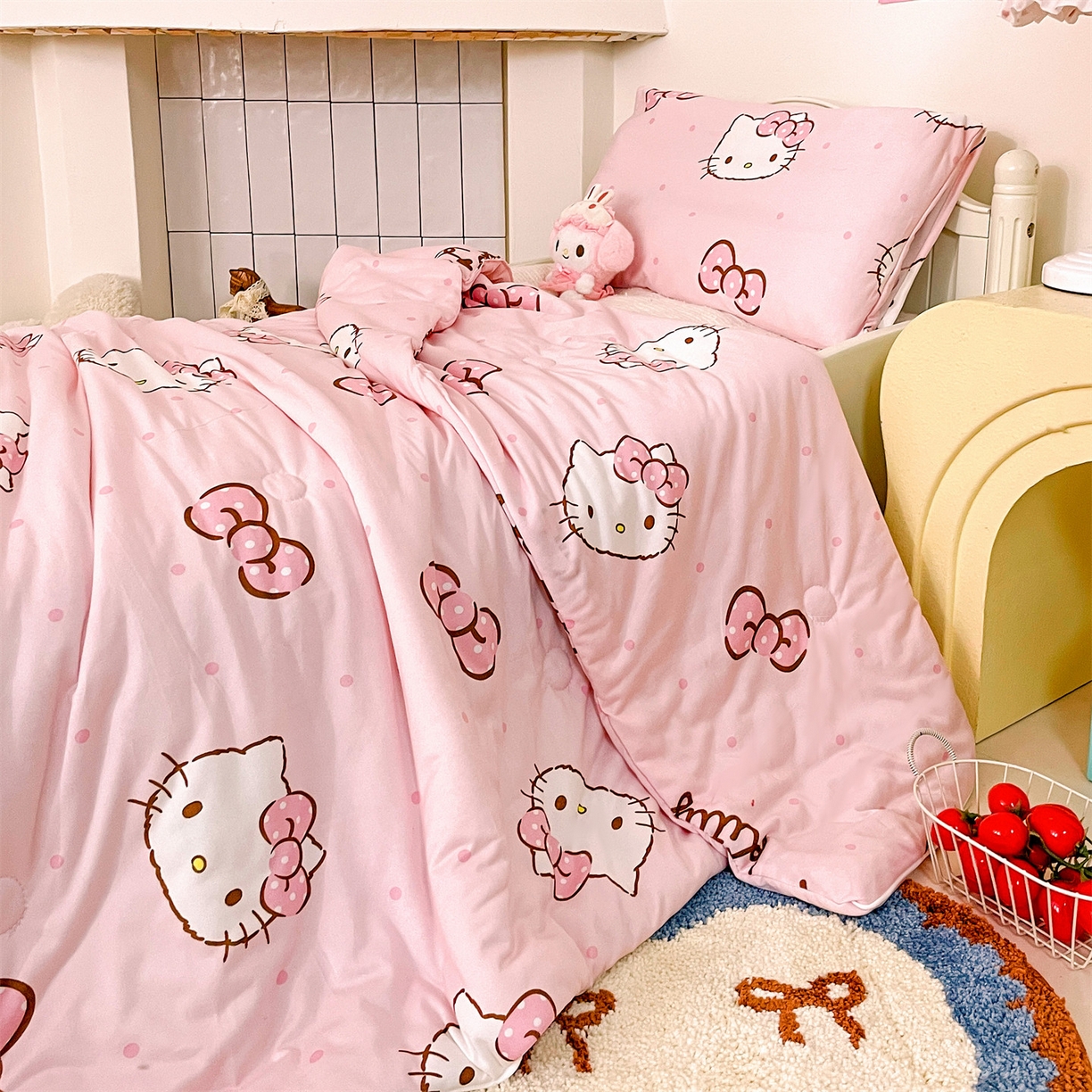 91家纺网 家纺一手货源 找家纺 名兮家居 2026新款A类经典奥特曼三丽鸥儿童针织棉夏凉被空调被【含防伪标】 针织夏被-呆萌kt