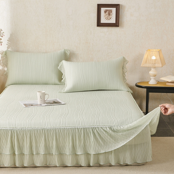 91家纺网 家纺一手货源 找家纺 桂雅居 2026新款高分子冰感蕾丝床裙床笠款凉席三件套 清氧浅绿