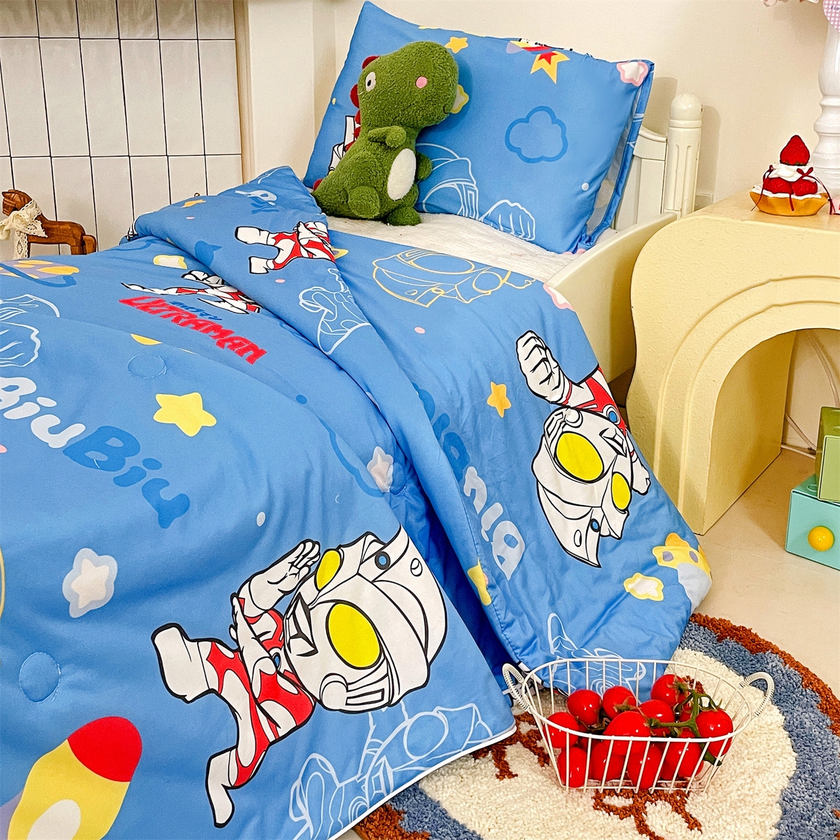 91家纺网 家纺一手货源 找家纺 名兮家居 2026新款A类经典奥特曼三丽鸥儿童针织棉夏凉被空调被【含防伪标】 针织夏被-光线王子