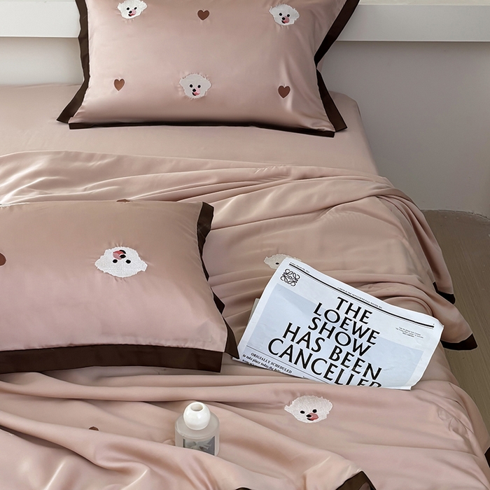 91家纺网 家纺一手货源 找家纺 （总）波比可可 2026新款春夏凉感莱赛尔60支兰精天丝绣花夏被四件套