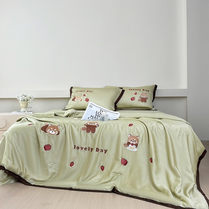 91家纺网 家纺一手货源 找家纺 （总）波比可可 2026新款春夏凉感莱赛尔60支兰精天丝绣花夏被四件套