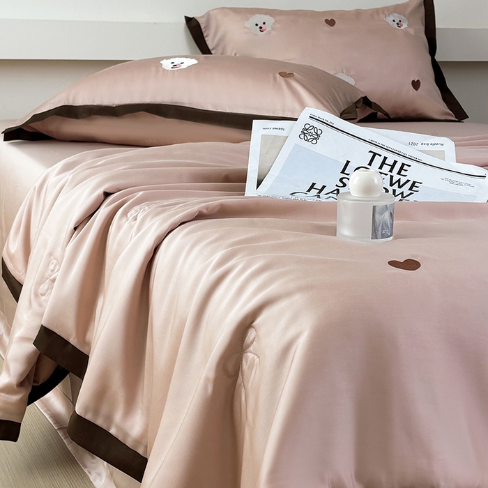 91家纺网 家纺一手货源 找家纺 （总）波比可可 2026新款春夏凉感莱赛尔60支兰精天丝绣花夏被四件套