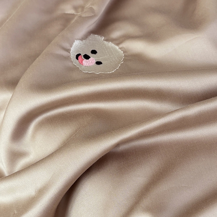 91家纺网 家纺一手货源 找家纺 波比可可 2026新款春夏凉感莱赛尔60支兰精天丝绣花夏被四件套 小美好 棕