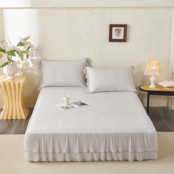 91家纺网 家纺一手货源 找家纺 桂雅居 2026新款高分子冰感蕾丝床裙床笠款凉席三件套 素影灰纱