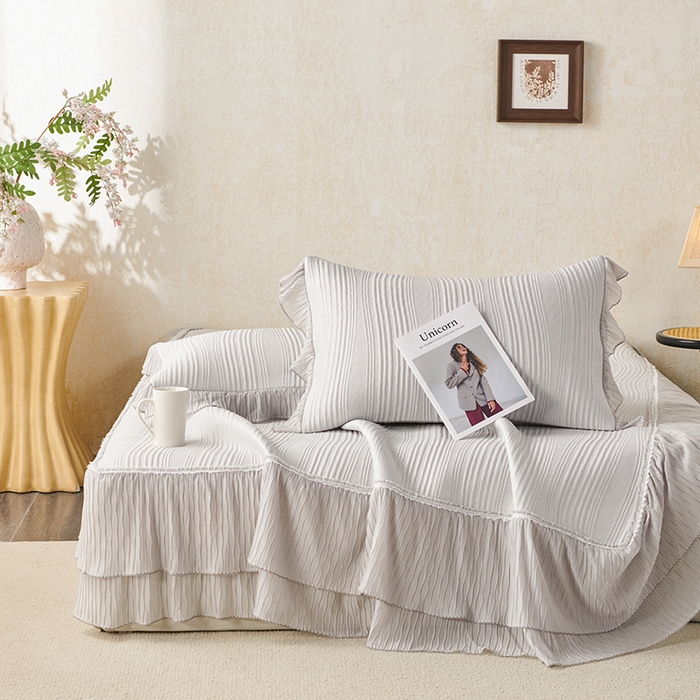 91家纺网 家纺一手货源 找家纺 桂雅居 2026新款高分子冰感蕾丝床裙床笠款凉席三件套 素影灰纱