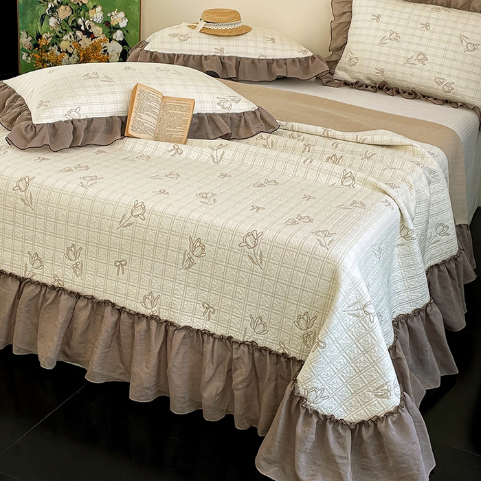 91家纺网 家纺一手货源 找家纺 金绣美居 2026新款PE高分子凉感席聚乙烯冰感床裙款凉席三件套-韩式系列 花朝