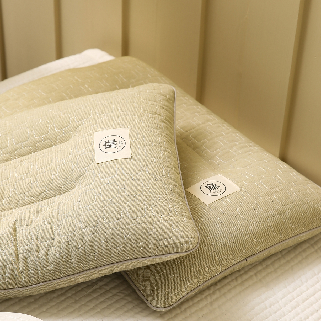 91家纺网 家纺一手货源 找家纺 （总）梦叶草 2026新款夹棉分区护颈荞麦枕
