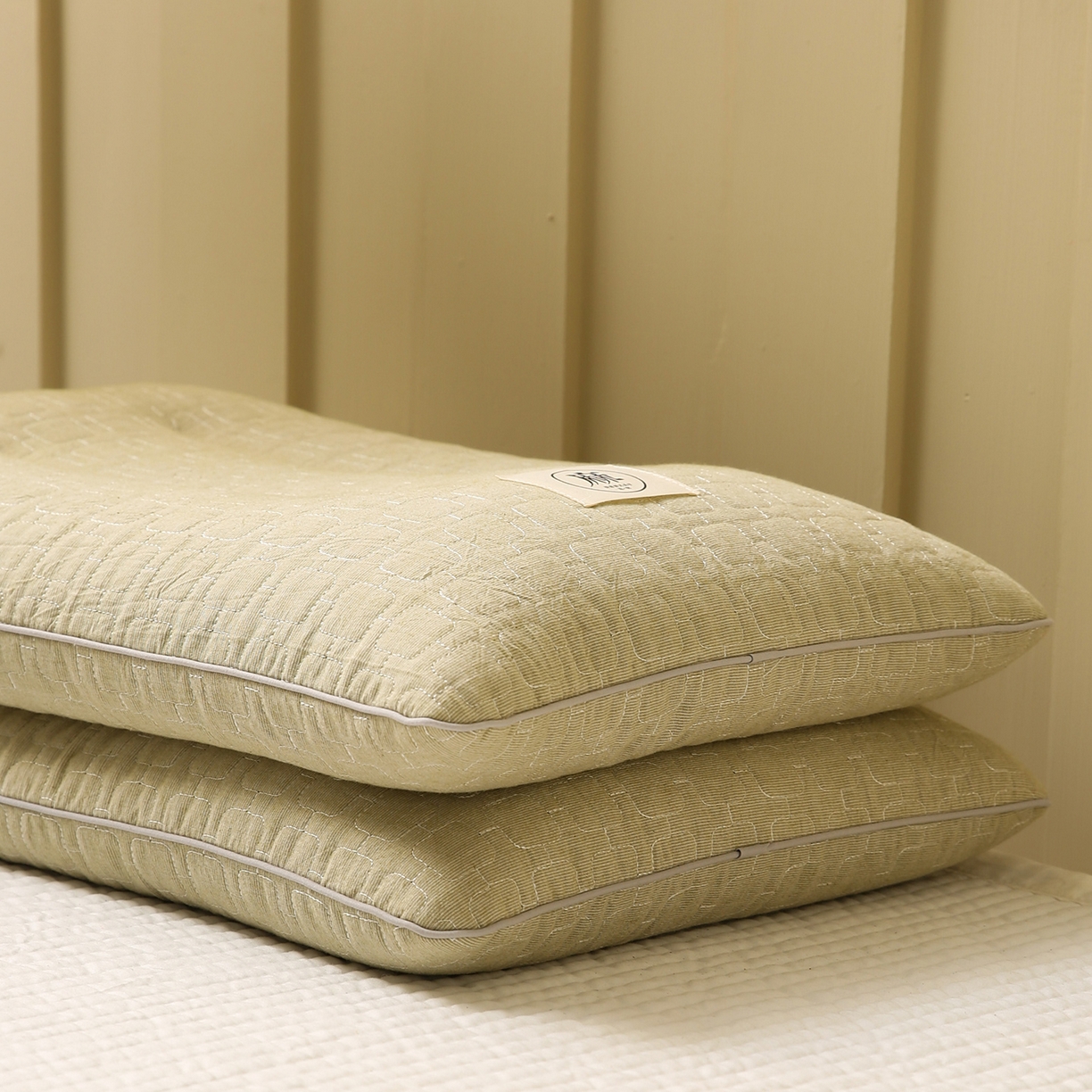 91家纺网 家纺一手货源 找家纺 （总）梦叶草 2026新款夹棉分区护颈荞麦枕