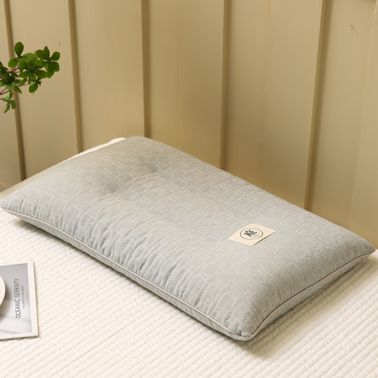 91家纺网 家纺一手货源 找家纺 梦叶草 2026新款夹棉分区护颈荞麦枕 三分区护颈荞麦枕-灰色