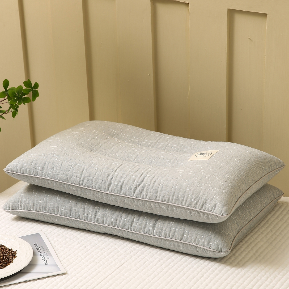 91家纺网 家纺一手货源 找家纺 梦叶草 2026新款夹棉分区护颈荞麦枕 三分区护颈荞麦枕-灰色